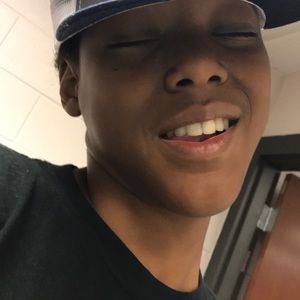 Meet your Posher, Ella